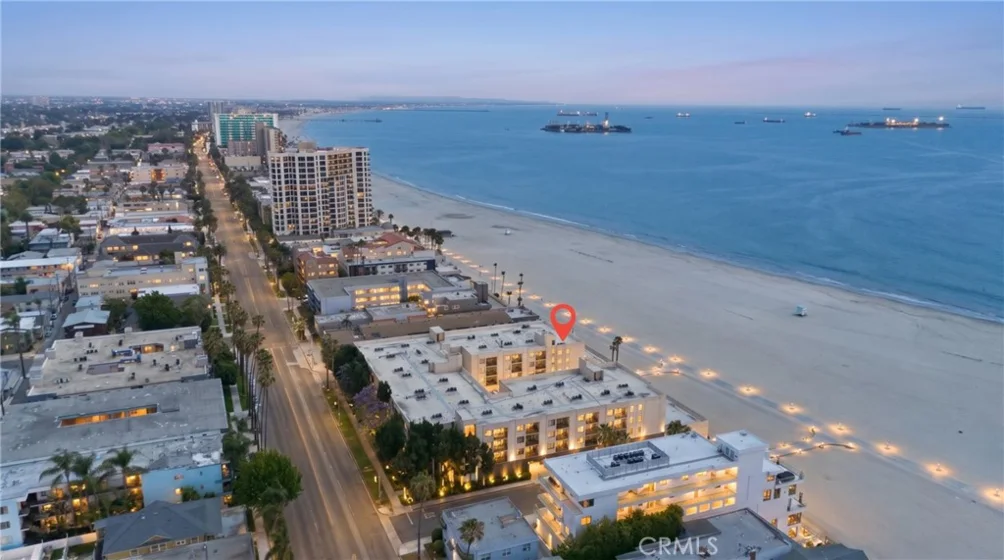 1140 E Ocean photo 1