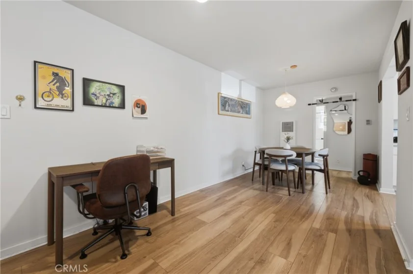 1327 E Appleton Street photo 11