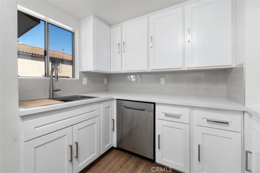 569 E Street #1 photo 9