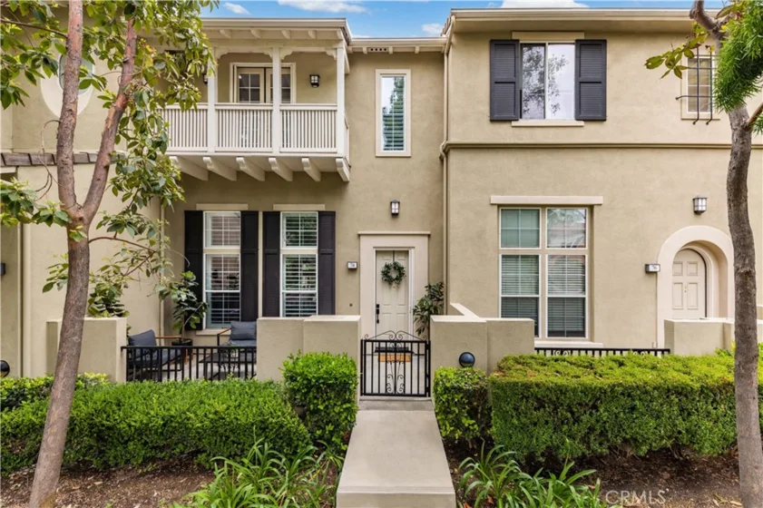 74 Modesto photo 1