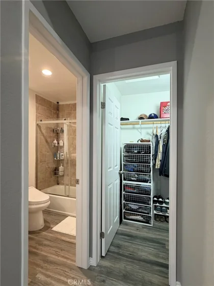 1637 E 5th Street #302 photo 6