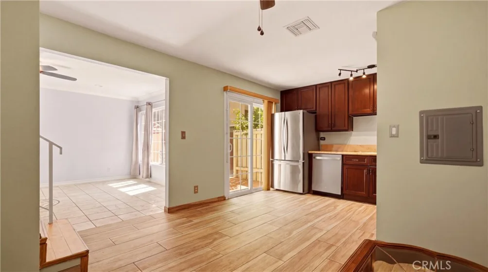 7300 Lennox #K16 photo 10