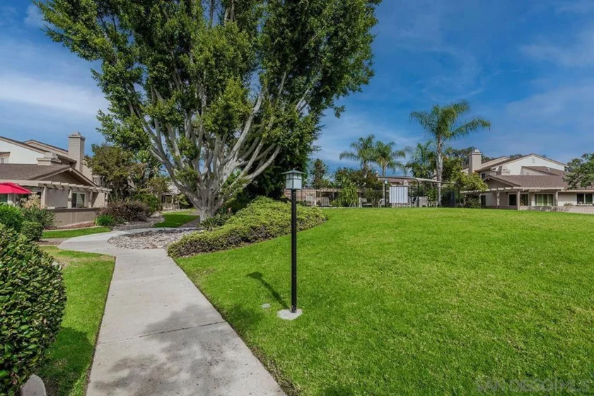 9903 Aviary Drive photo 37