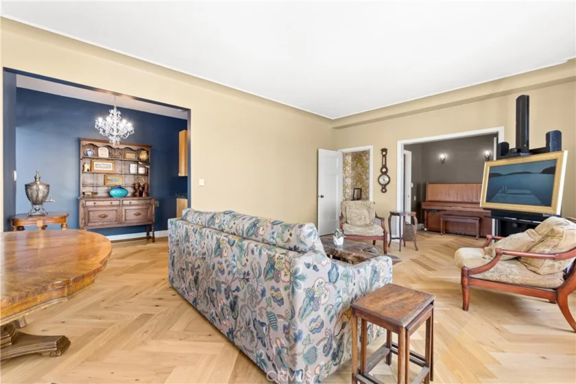 800 E Ocean Boulevard #201 photo 9