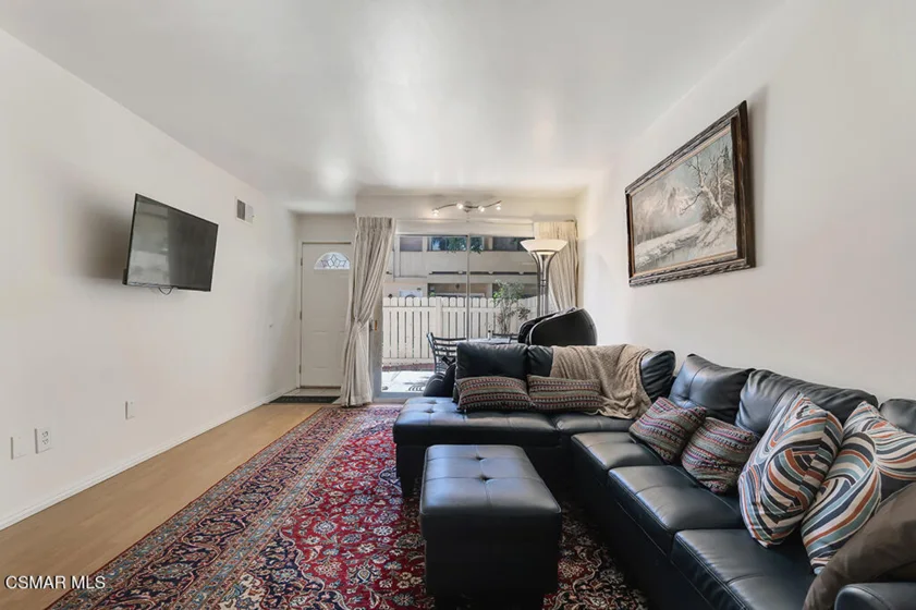 8021 Canby Avenue #3 photo 32
