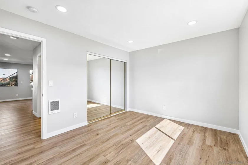 1274 Holly Avenue photo 18
