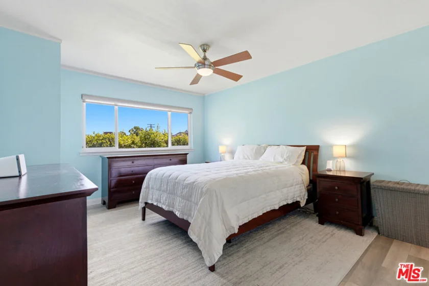 1275 Havenhurst Drive #15 photo 33