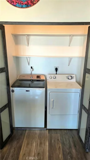 488 E Ocean #1607 photo 6