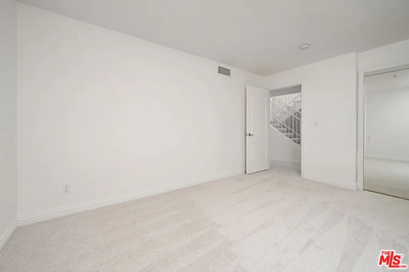1217 Yale Street #103 photo 25