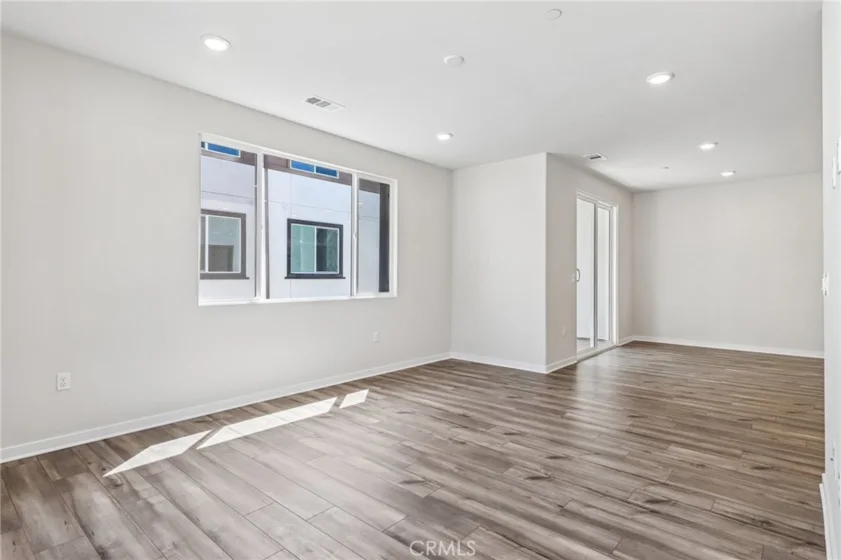 9542 Hannah Way photo 24