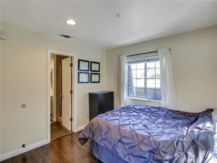 379 N Mentor Avenue #1 photo 11