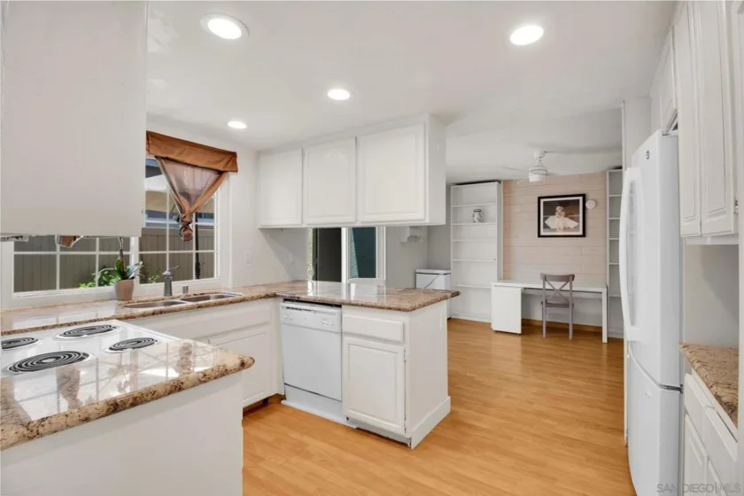3787 Balboa #C photo 12
