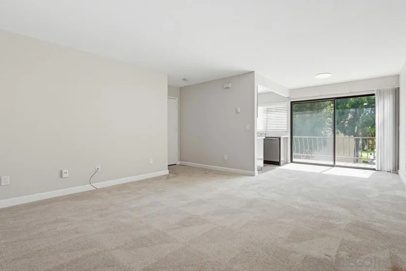 10855 Camino Ruiz #38 photo 3