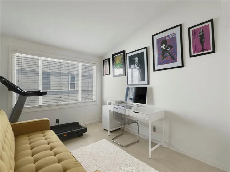 4414 W Kling Street photo 10