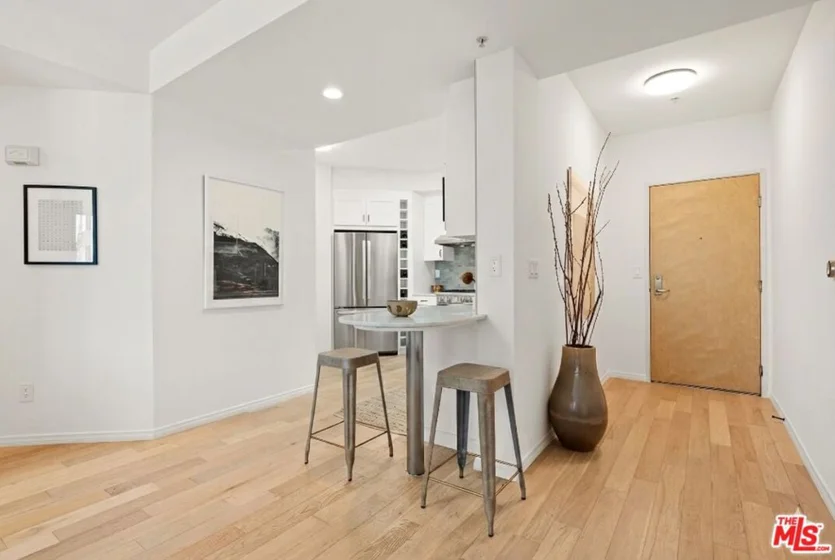 4180 Fair Avenue #206 photo 2