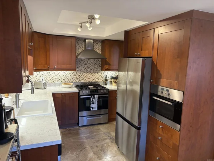 2352 Altisma Way #9 photo 3