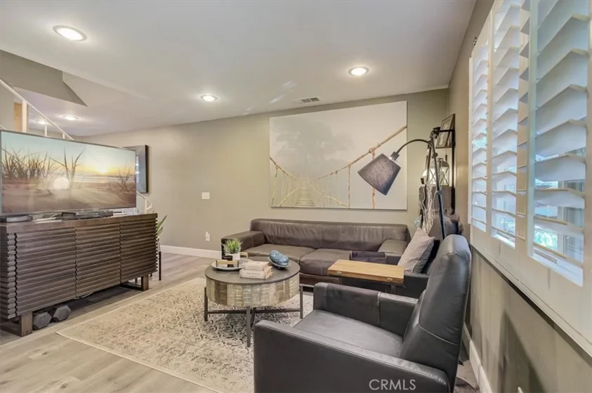424 N Wilson Avenue #3 photo 1