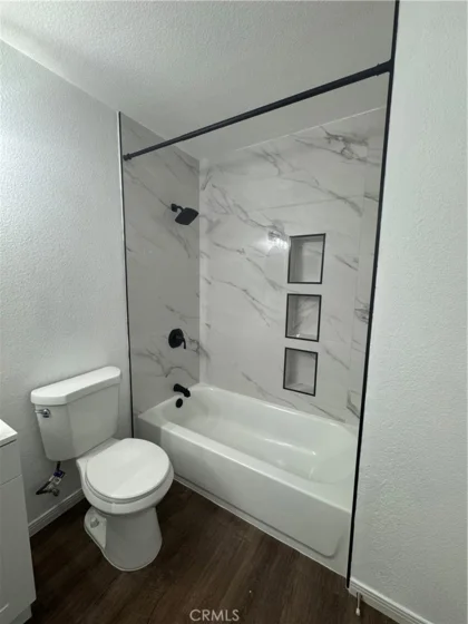 2548 Avenida Del Vista #T 202 photo 12