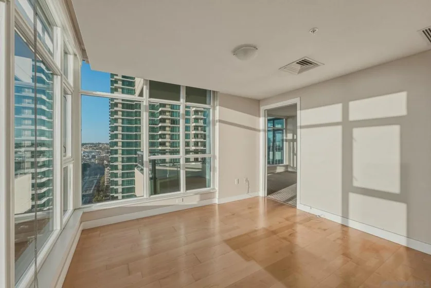1199 Pacific Hwy #2206 photo 15
