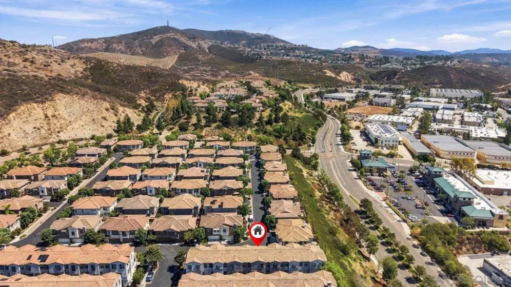 2326 Sentinel Lane photo 24