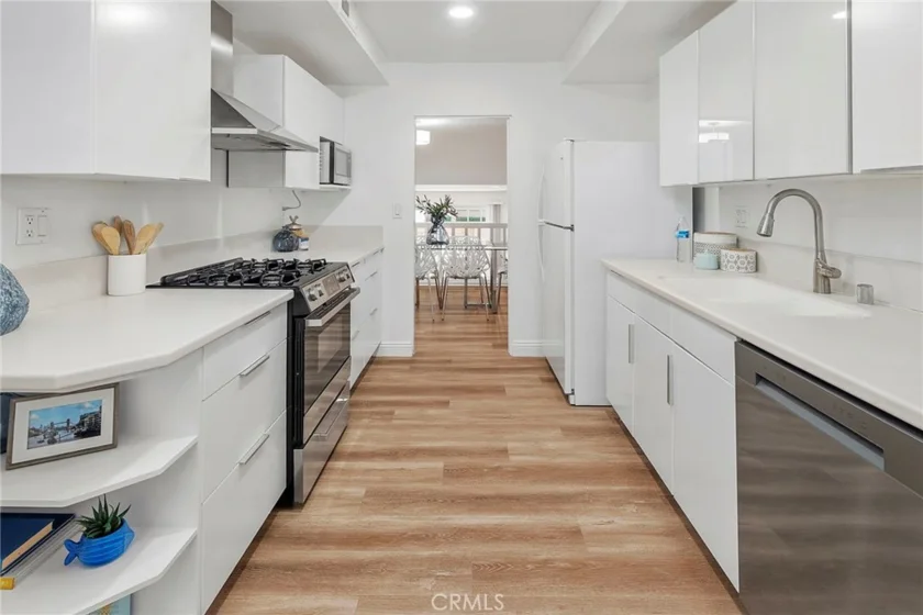 4738 La Villa Marina #H photo 33