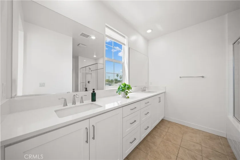 155 W La Palma Avenue #2 photo 23