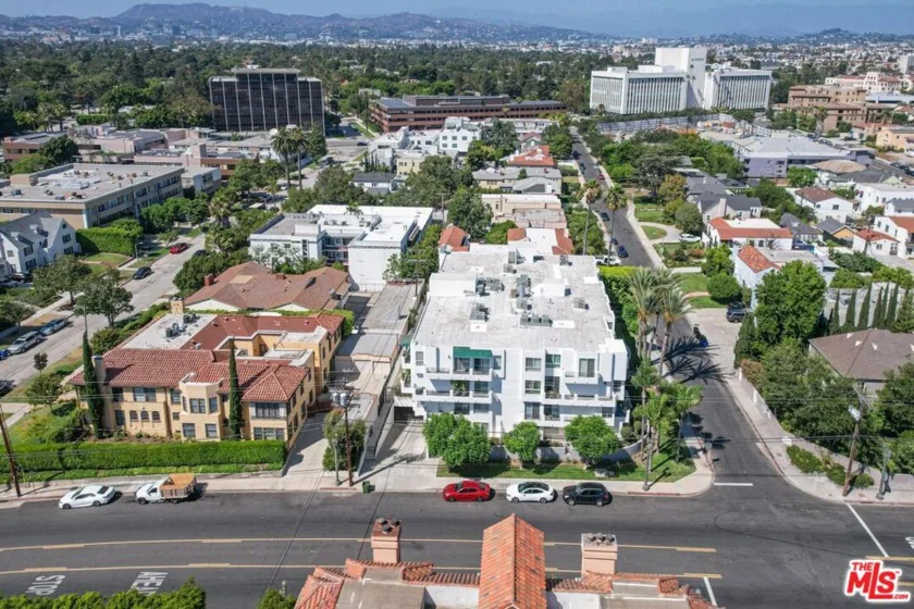739 Lorraine Boulevard #402 photo 42