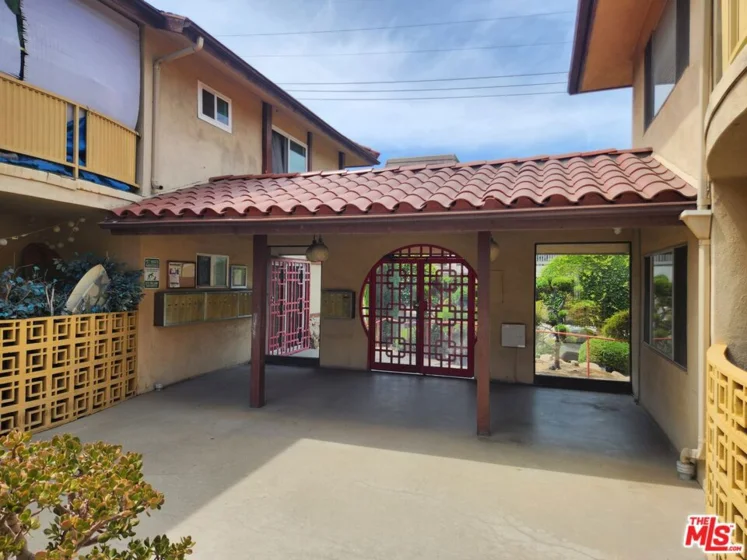 540 Evergreen Street #17 photo 3