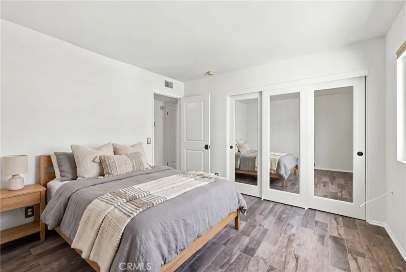 5706 Fair Avenue #104 photo 12