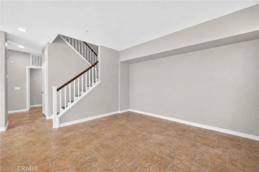 28947 Frankfort photo 51