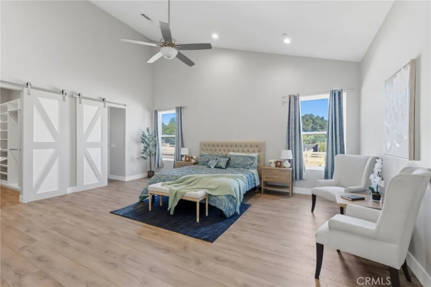 24940 Hayes photo 17