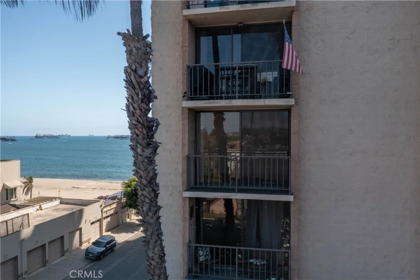 1750 E Ocean #501 photo 4