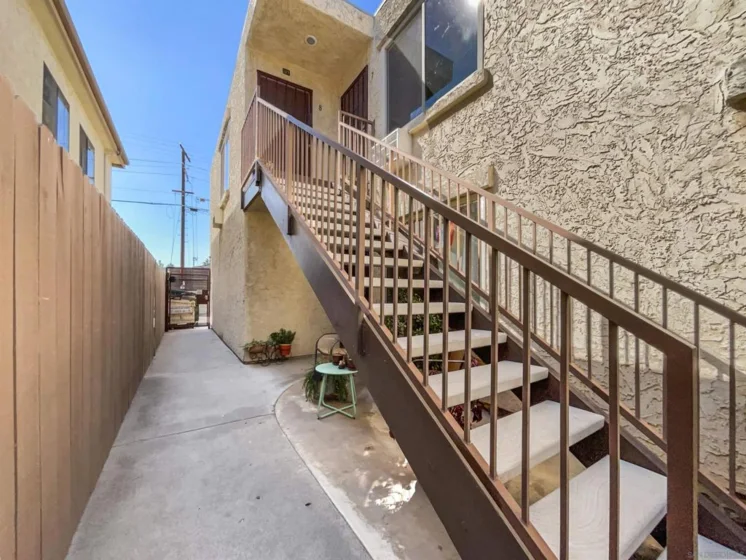 3682 Nile Street #7 photo 1