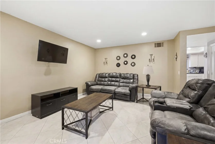 8231 Mason Avenue #C photo 4