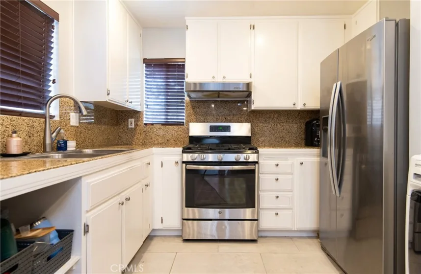 640 W Lambert #35 photo 5