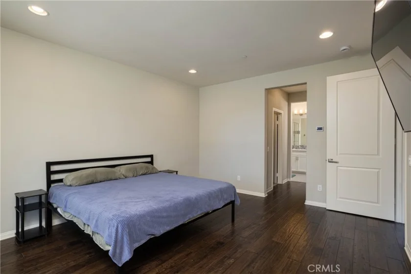 63 Origin photo 17