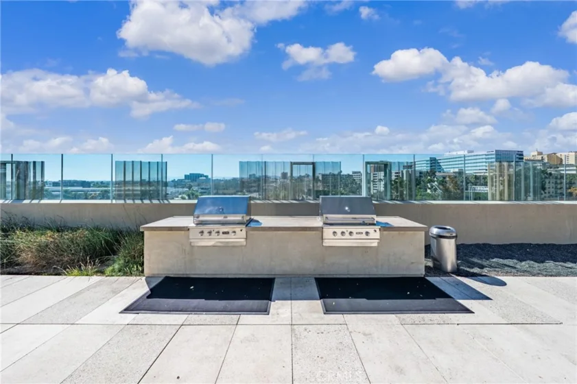 889 Francisco Street #1210 photo 28