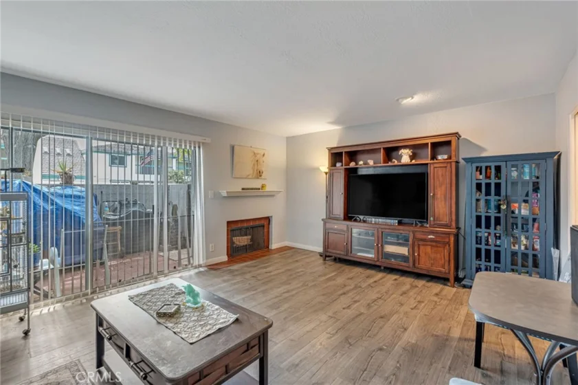 6863 Mulberry photo 19