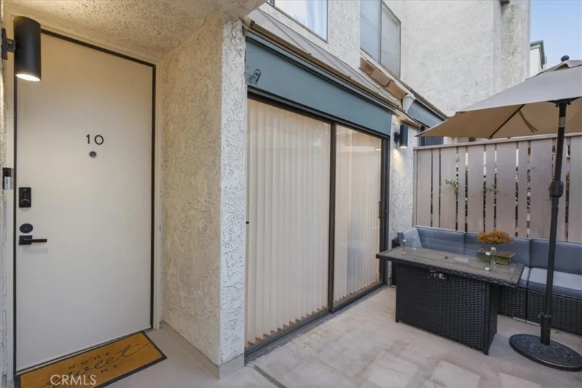 1734 N Verdugo #10 photo 3