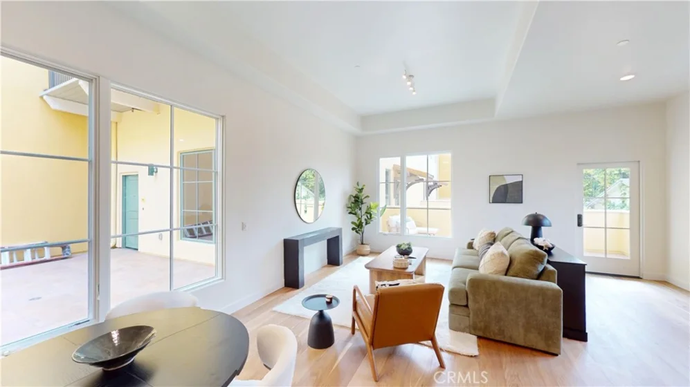 1878 E Walnut Street #203 photo 5