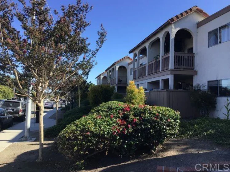 125 Candice Place photo 44