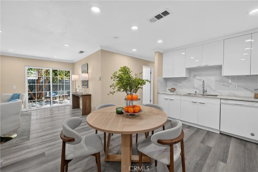 13930 Parkway photo 14