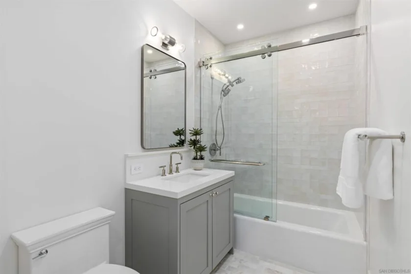 747 Orange Avenue #304 photo 17