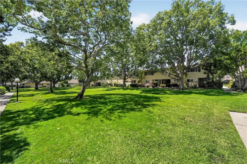 1921 N Sherry #89 photo 36