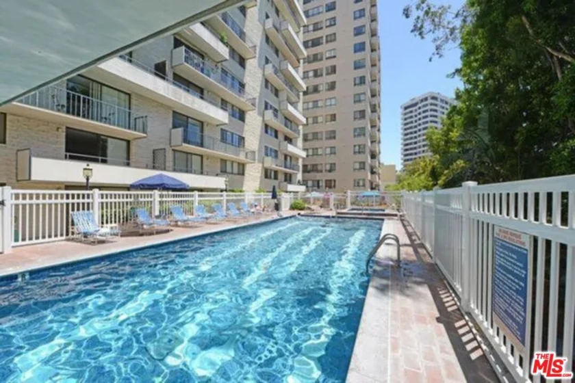 10535 Wilshire Boulevard #1610 photo 8