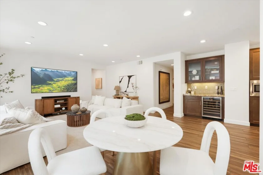12883 Runway Road #1 photo 5