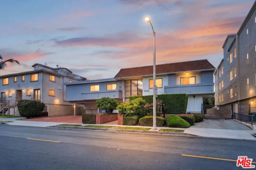 1522 S Centinela Avenue #101 photo 22