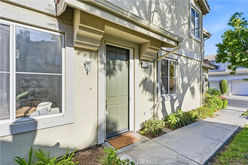 422 N Bloomberry #C photo 1