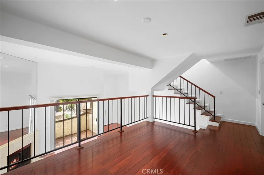 300 N Isabel Street #10 photo 33