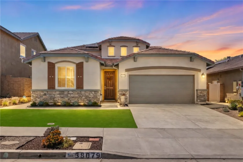 38079 Bella Rosa photo 1